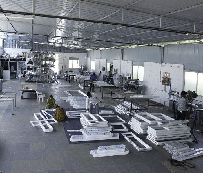 �  نقش کمپرسور هوا در خط تولید در و پنجره‌های UPVC